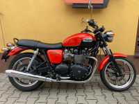 Triumph Bonneville 900