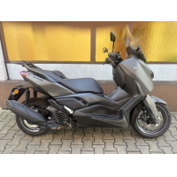 Yamaha X-Max 125