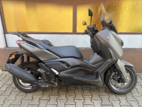 Yamaha X-Max 125
